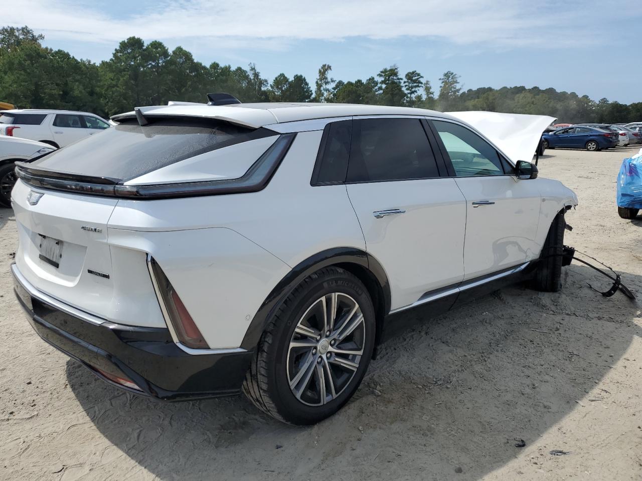 CADILLAC LYRIQ LUXURY