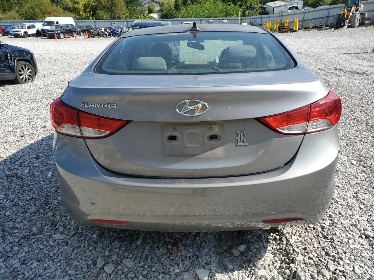 HYUNDAI ELANTRA GLS