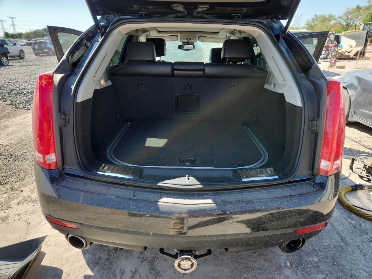 CADILLAC SRX LUXURY COLLECTION