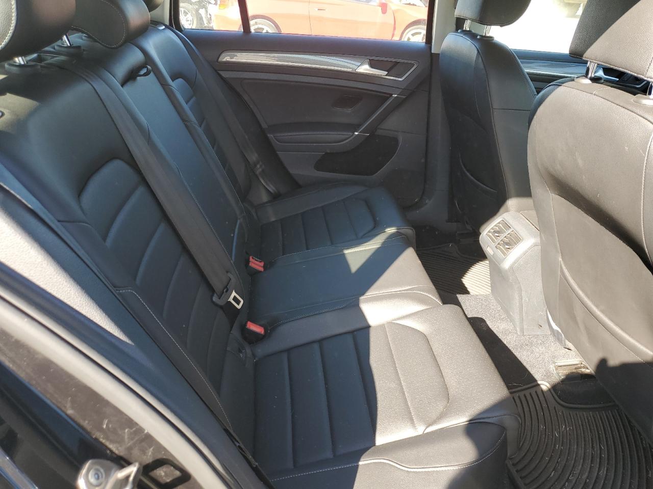 VOLKSWAGEN GOLF ALLTRACK S