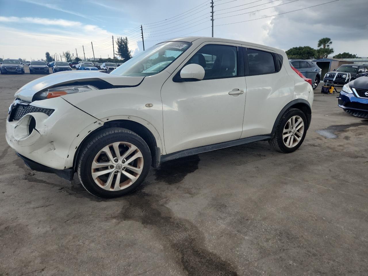 NISSAN JUKE S