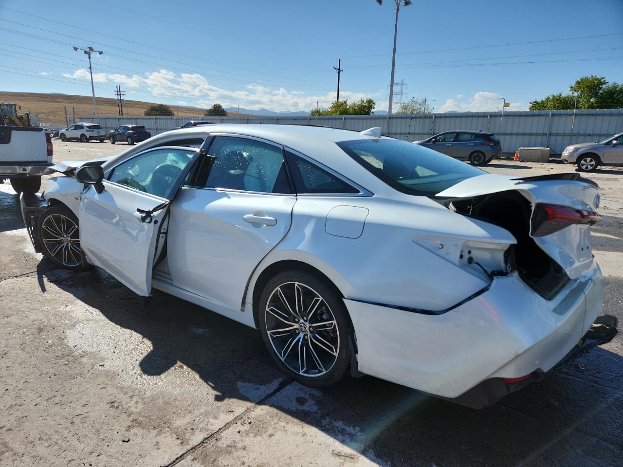 TOYOTA AVALON TOURING