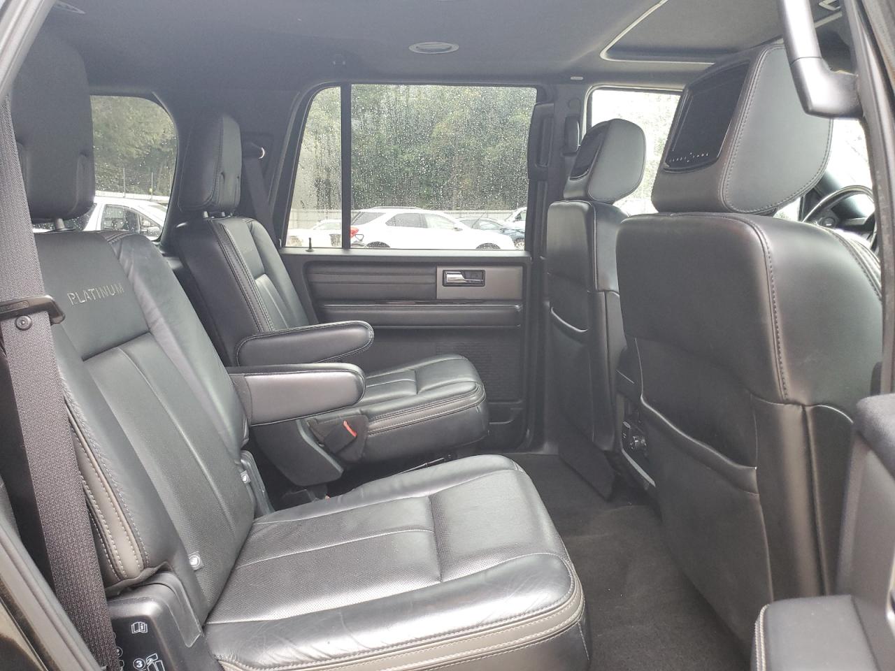 FORD EXPEDITION PLATINUM