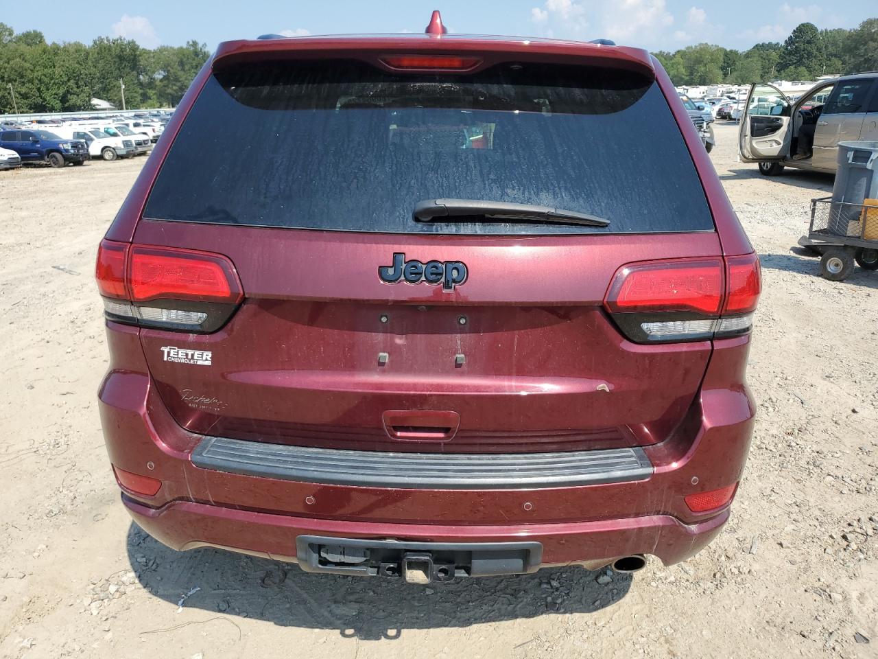 JEEP GRAND CHEROKEE LAREDO