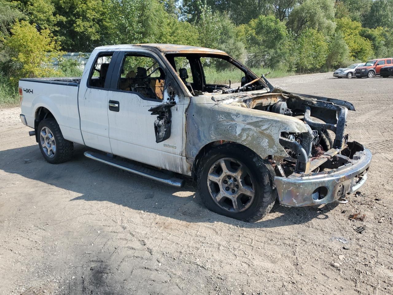 FORD F-150 SUPER CAB