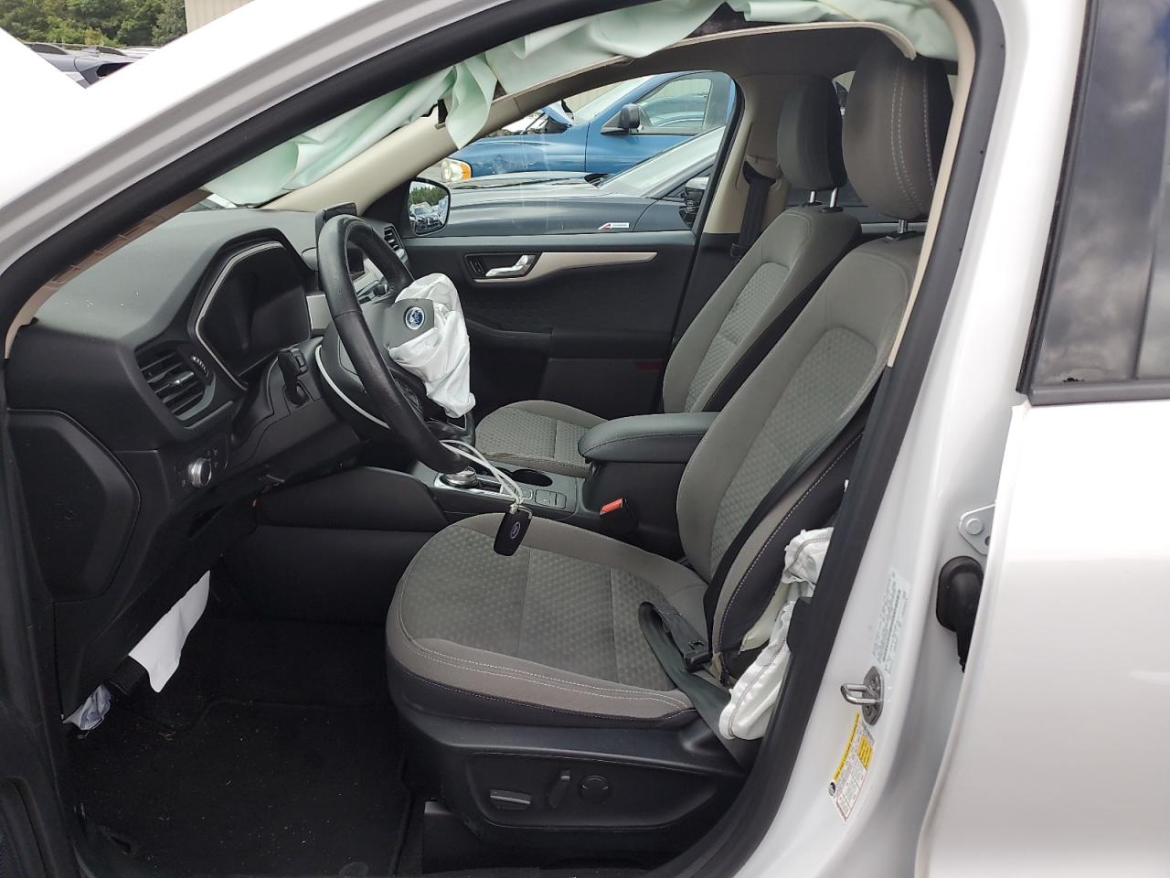 FORD ESCAPE SE SPORT