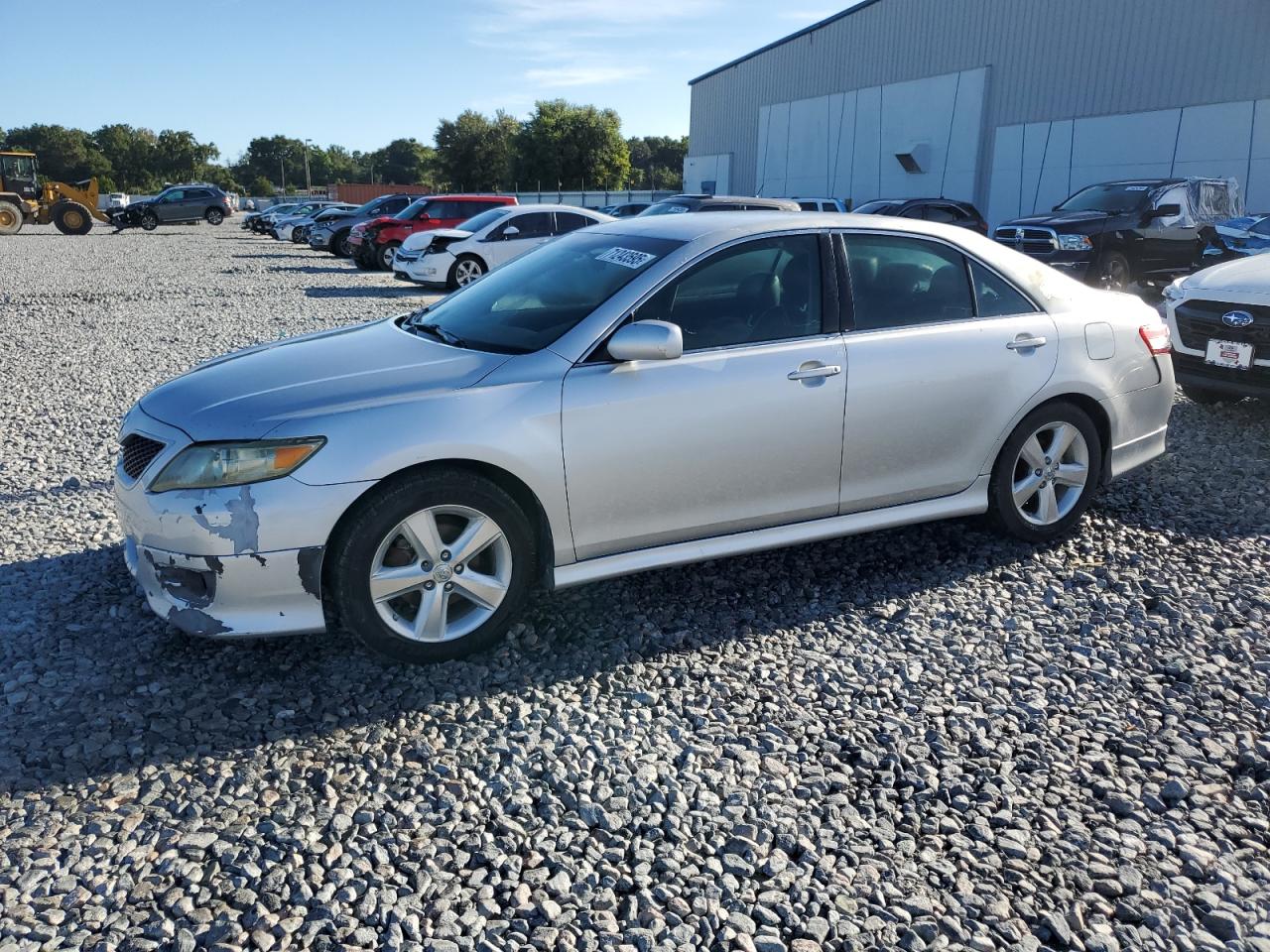 TOYOTA CAMRY BASE
