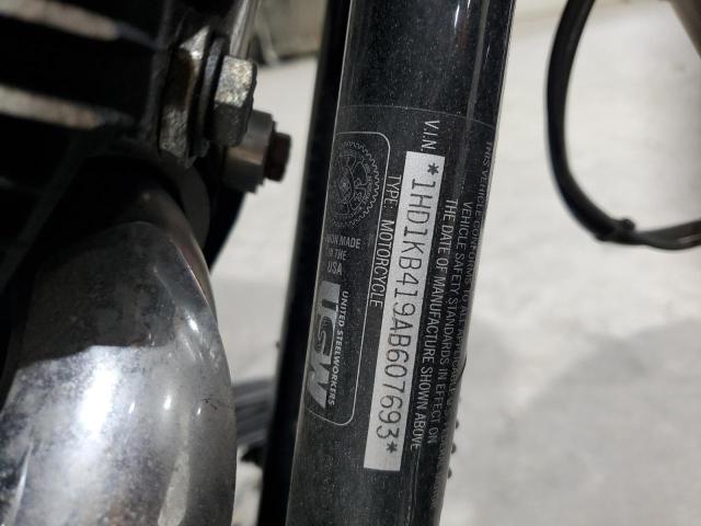 2010 HARLEY-DAVIDSON FLHX 1HD1KB419AB607693