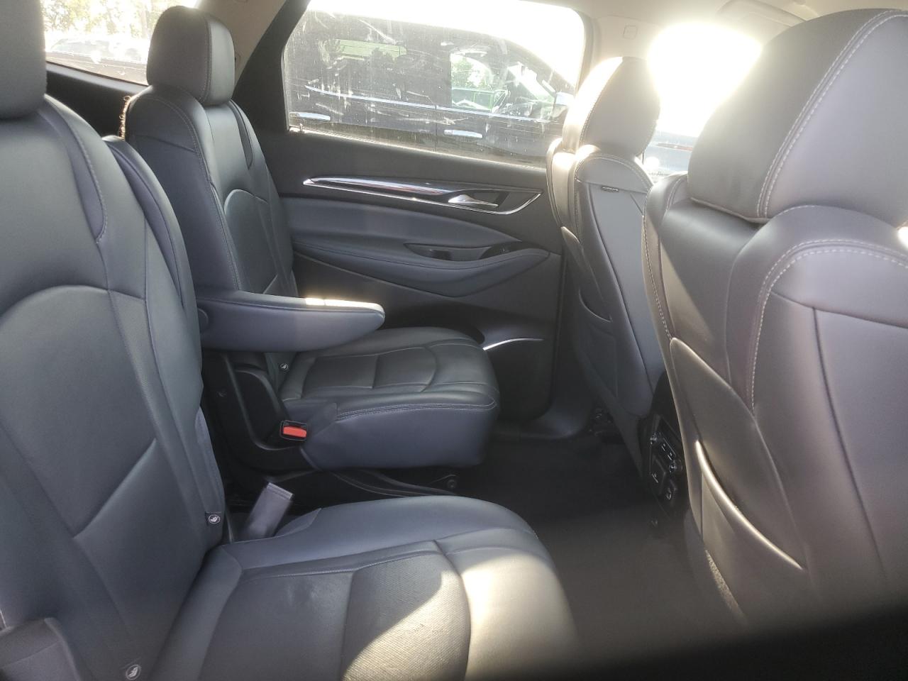 BUICK ENCLAVE ESSENCE