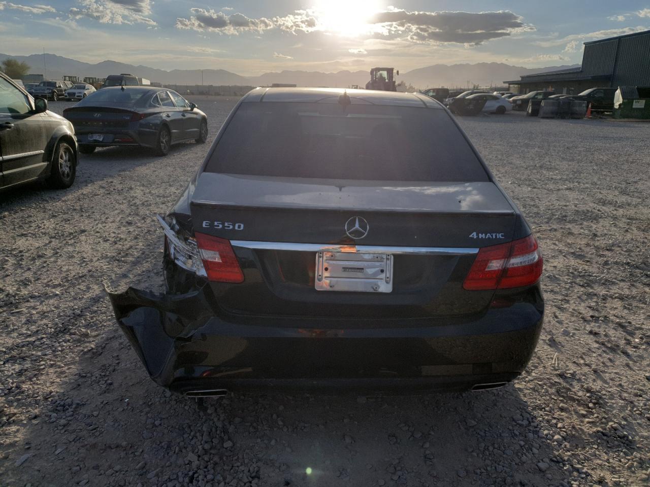 MERCEDES-BENZ E-CLASS 550 4MATIC