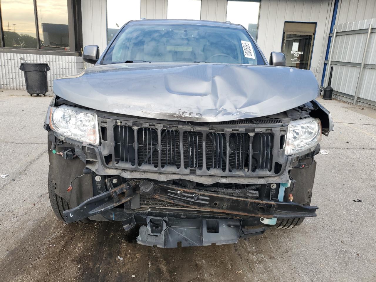 JEEP GRAND CHEROKEE LAREDO