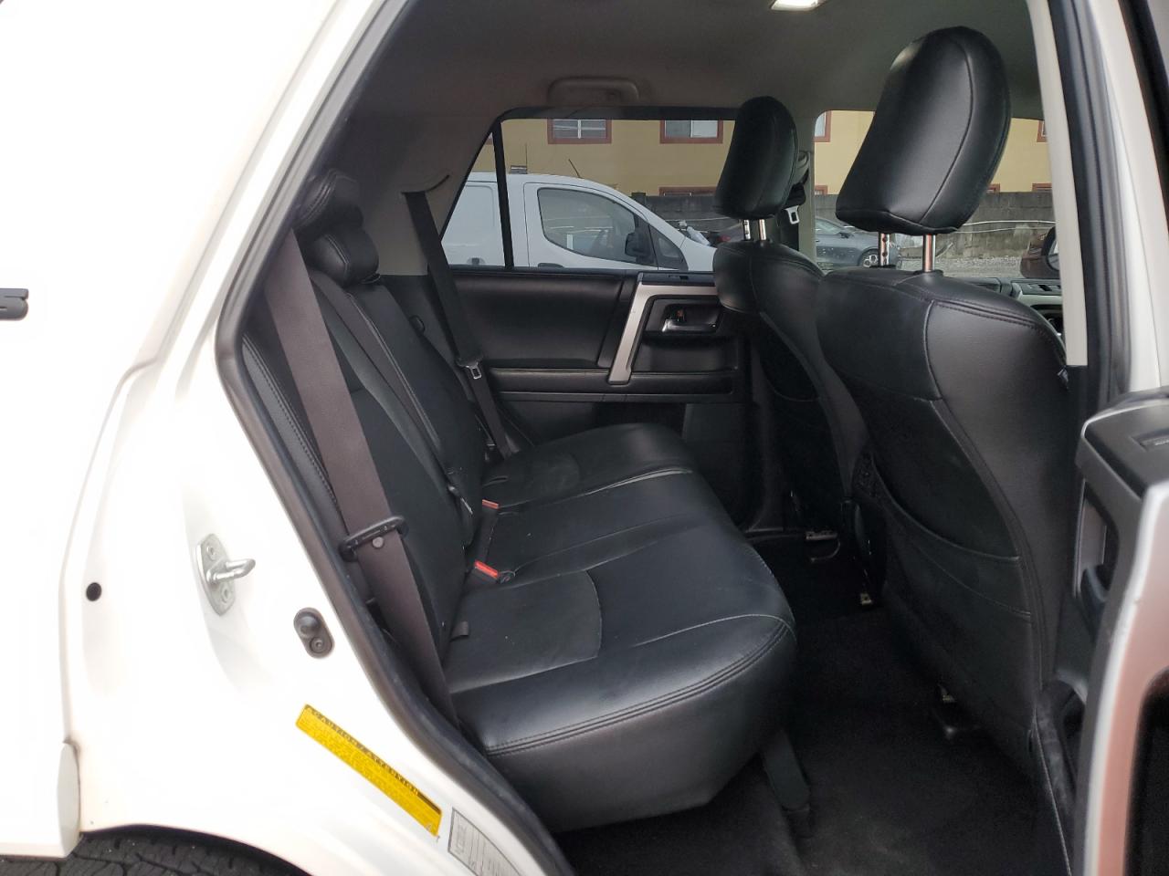 TOYOTA 4RUNNER SR5/SR5 PREMIUM