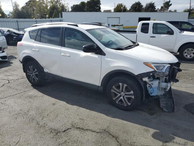 2018 TOYOTA RAV4 LE - JTMBFREV9JJ258707