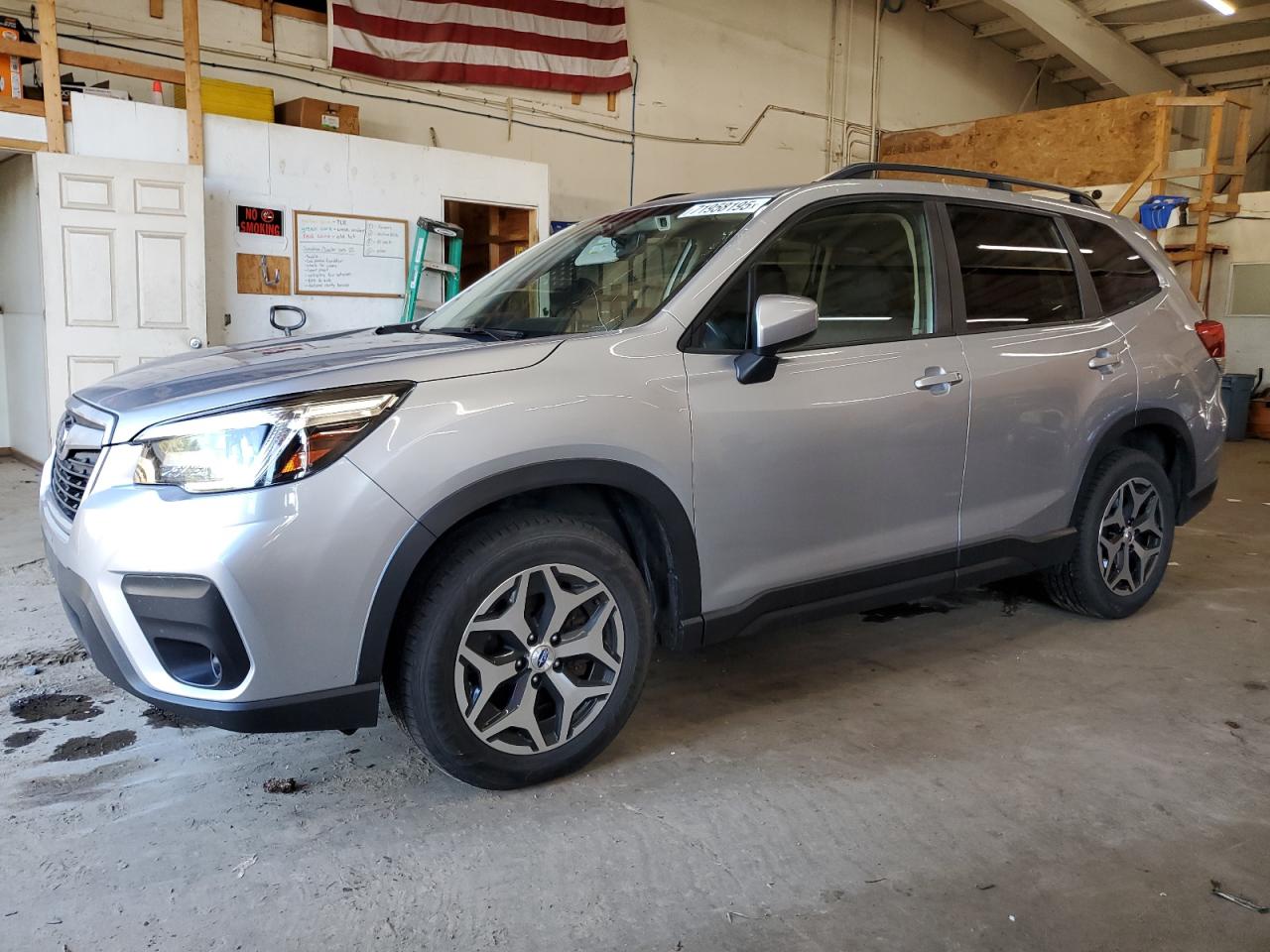 SUBARU FORESTER PREMIUM