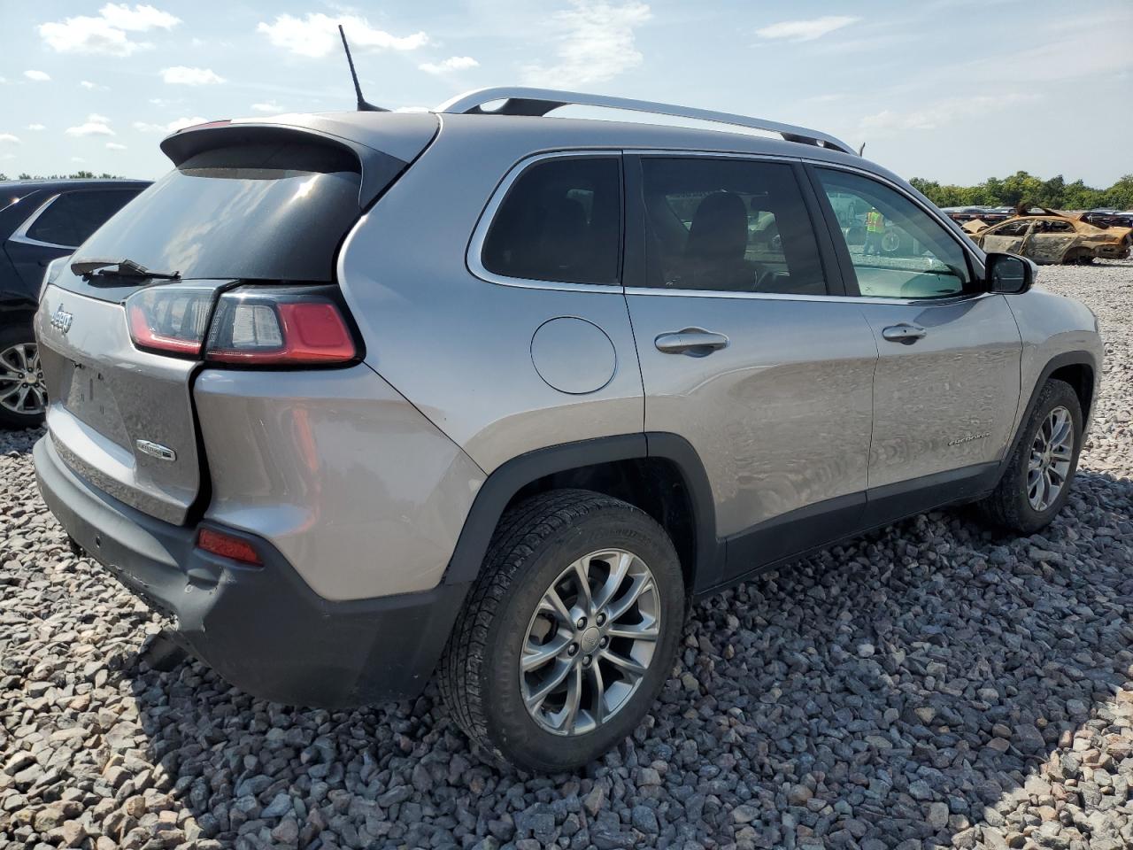 JEEP GRAND CHEROKEE LATITUDE PLUS