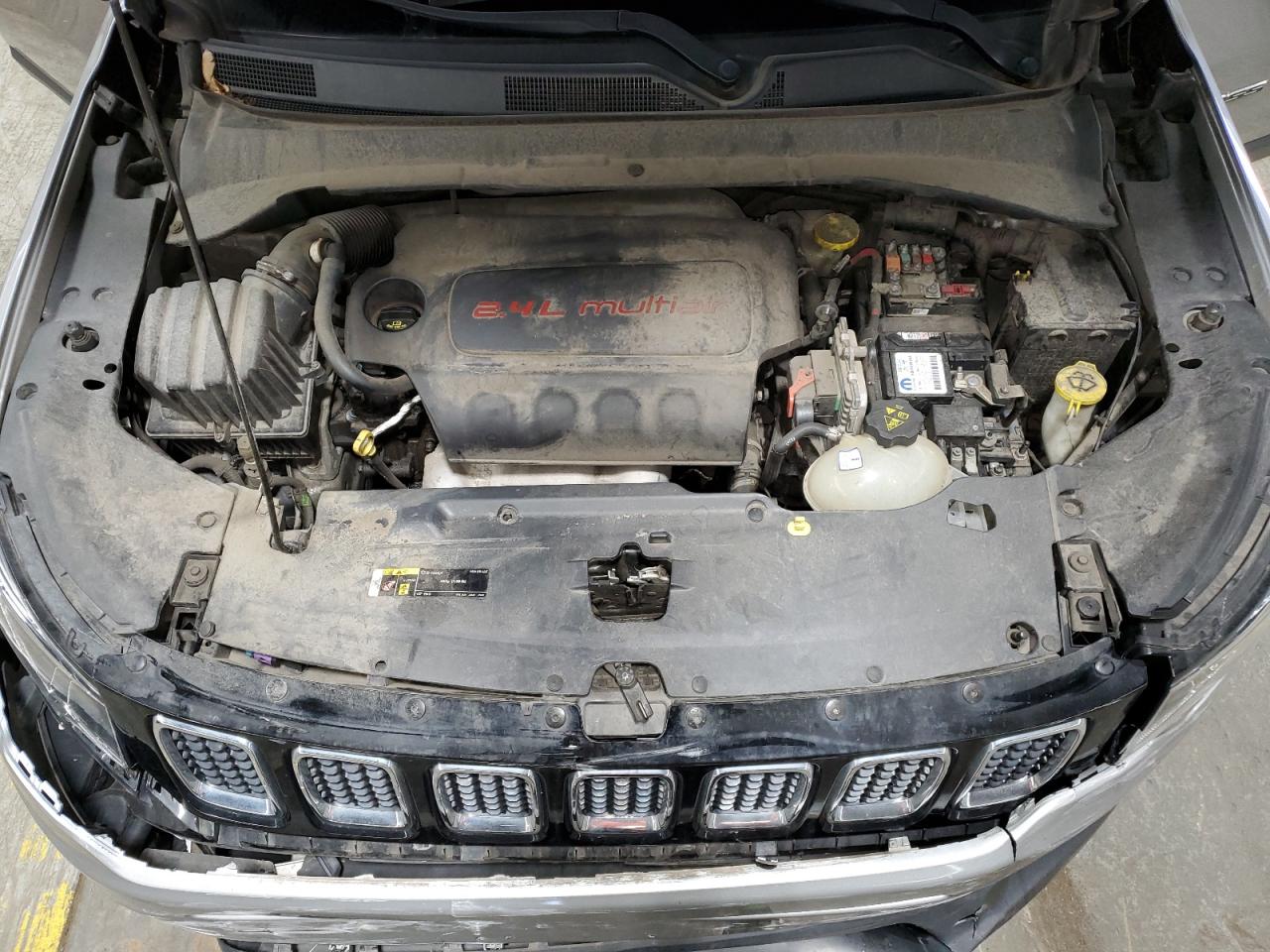 JEEP COMPASS LATITUDE