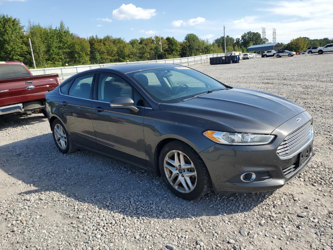 FORD FUSION SE