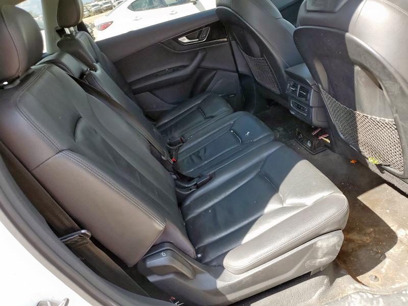 2017 AUDI Q7 PREMIUM WA1LHAF7XHD039080