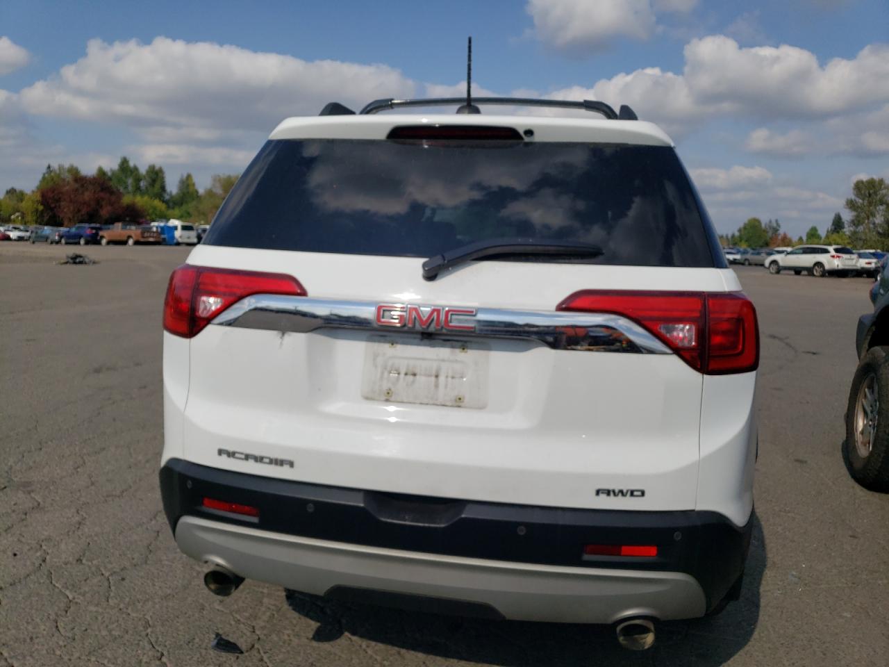 GMC ACADIA SLE