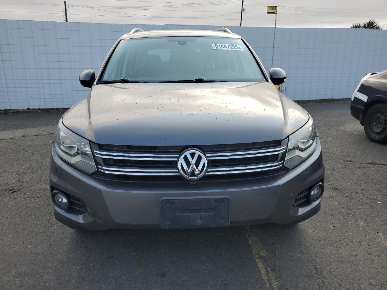 VOLKSWAGEN TIGUAN S
