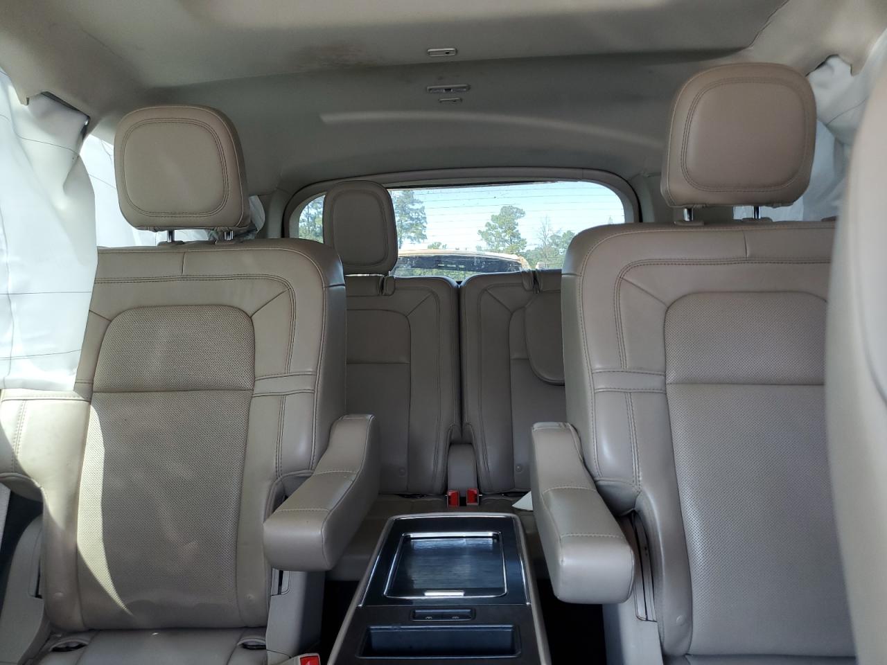 LINCOLN AVIATOR RESERVE