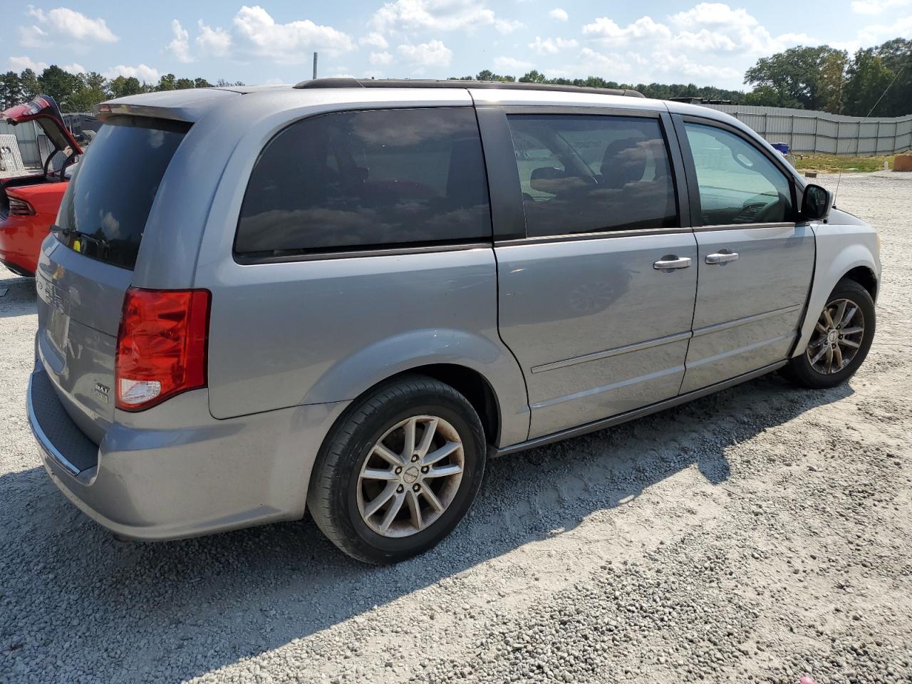 Lot #3315664773 2015 DODGE GRAND CARA