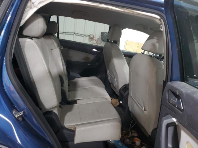 2018 VOLKSWAGEN TIGUAN SE 3VV3B7AXXJM210178