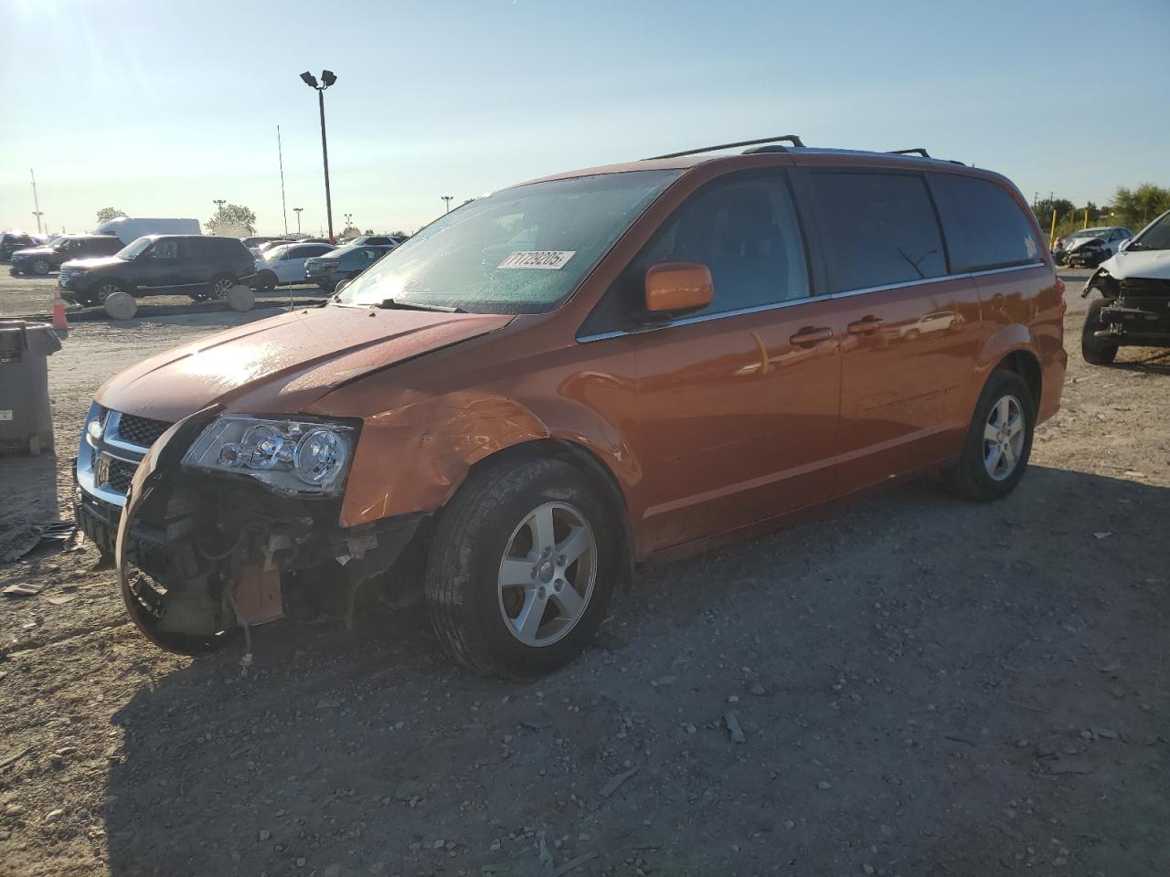 DODGE GRAND CARAVAN CREW