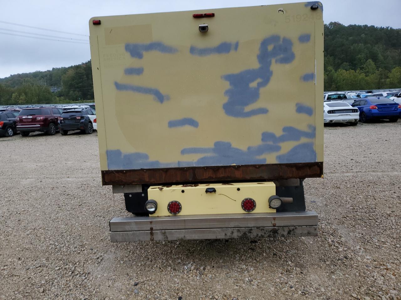 FORD ECONOLINE E450 SUPER DUTY CUTAWAY VAN