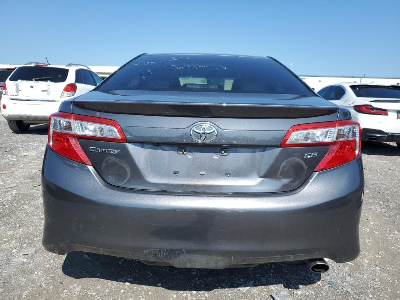 TOYOTA CAMRY L