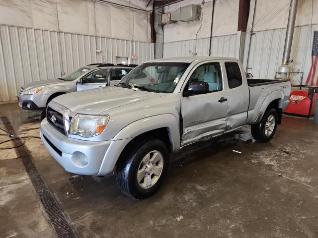 Global Auto Auctions: 2005 TOYOTA TACOMA ACC