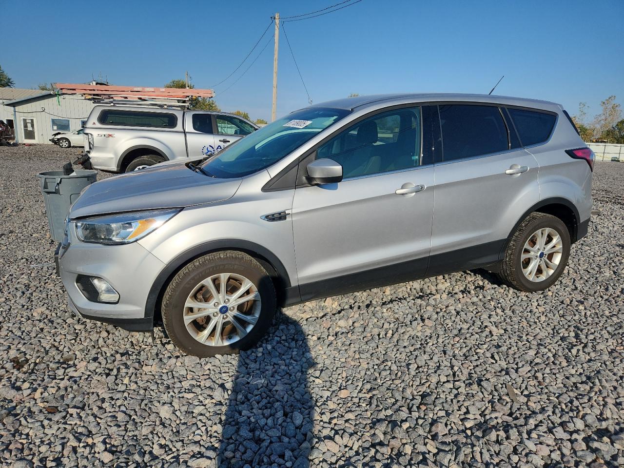FORD ESCAPE SE