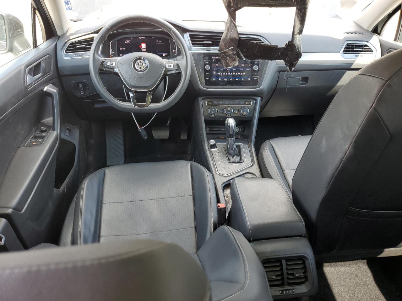 VOLKSWAGEN TIGUAN SE