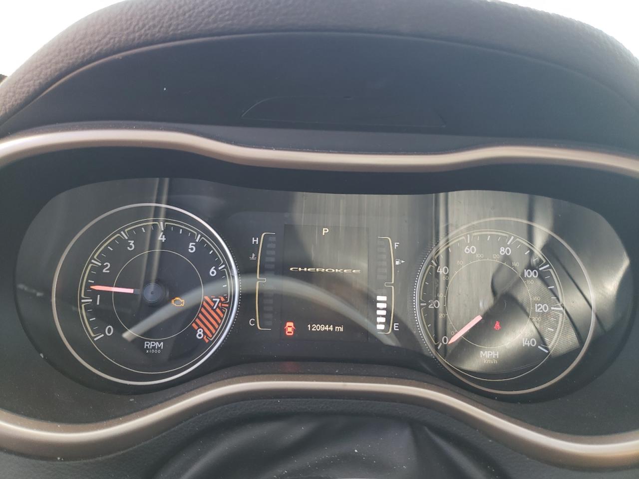 JEEP GRAND CHEROKEE LATITUDE