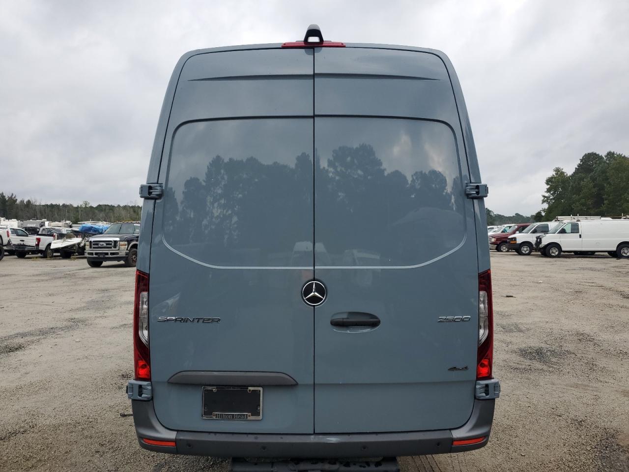 MERCEDES-BENZ SPRINTER 2500