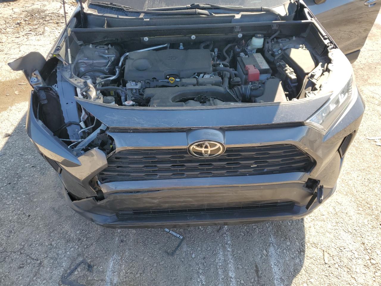 TOYOTA RAV4 LE
