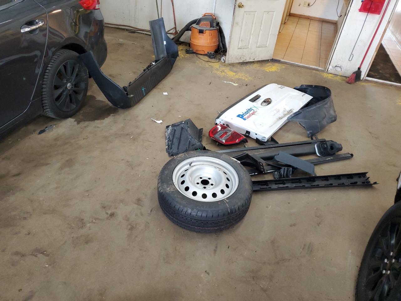 FORD MAVERICK LARIAT