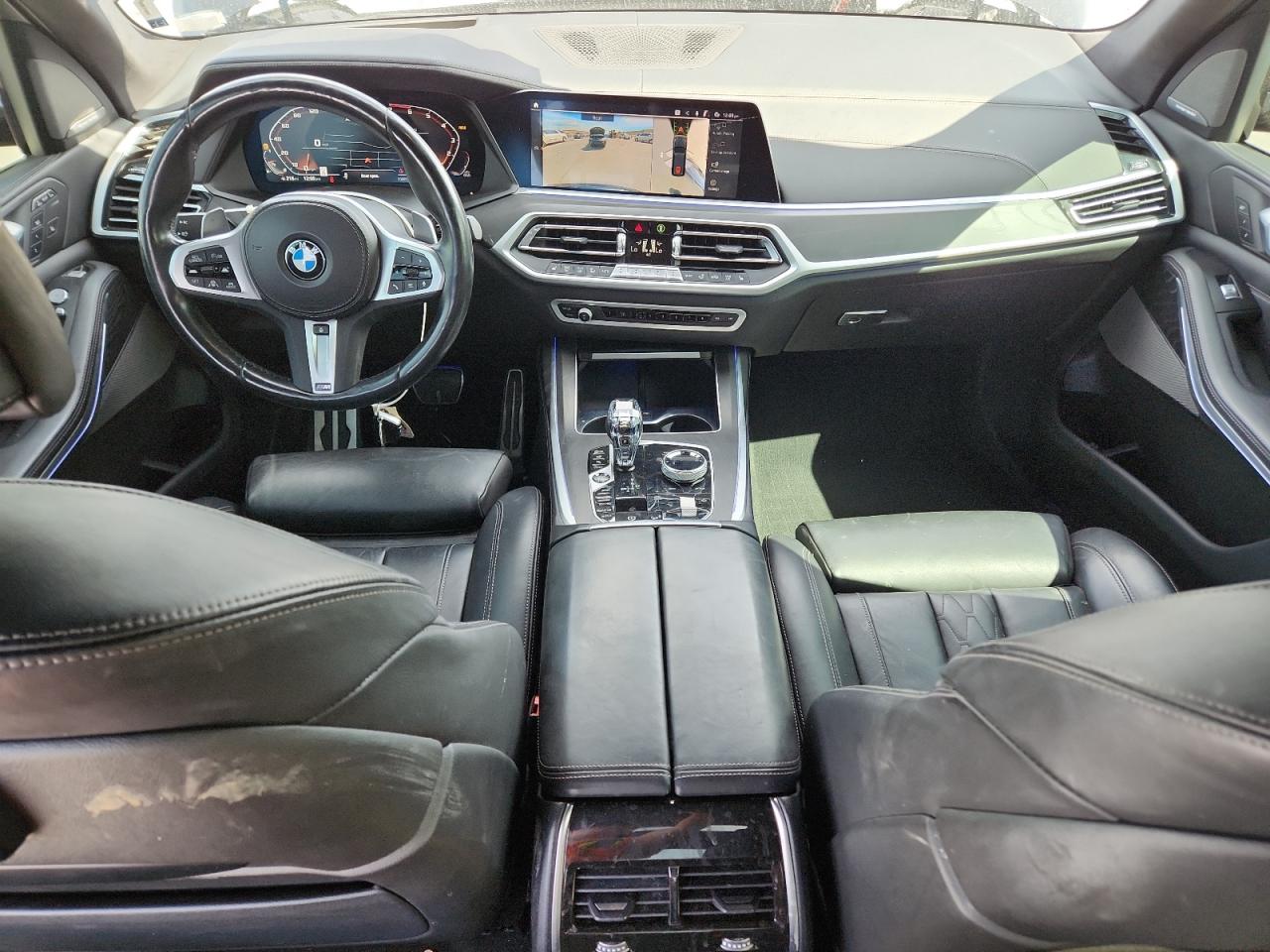 BMW X7 M50I