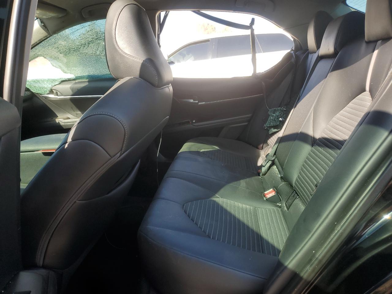 TOYOTA CAMRY SE NIGHT SHADE