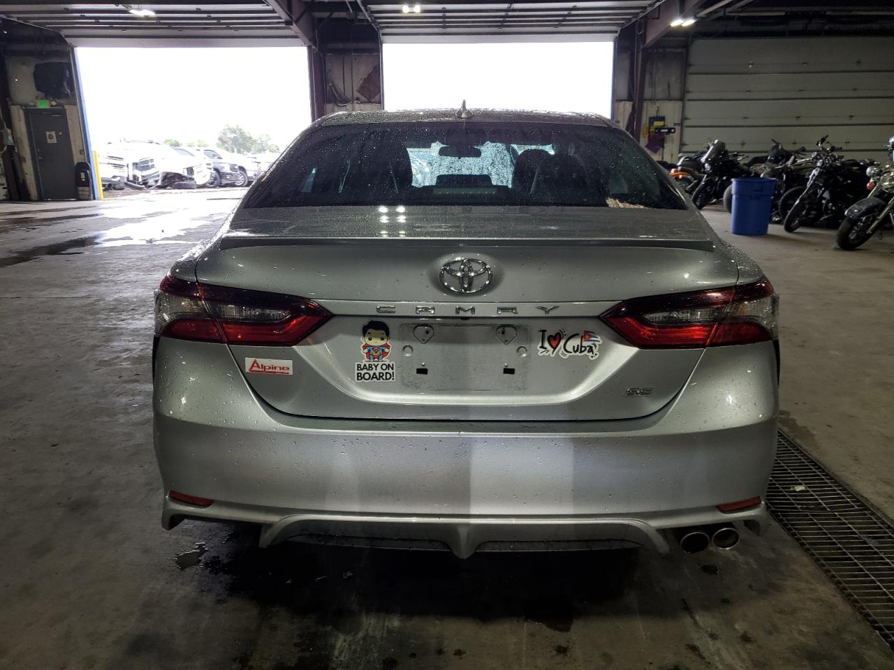 TOYOTA CAMRY SE