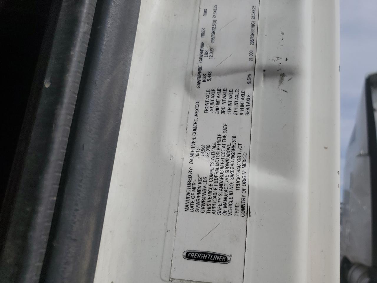 Lot #3246184088 2016 FREIGHTLINER CASCADIA 1