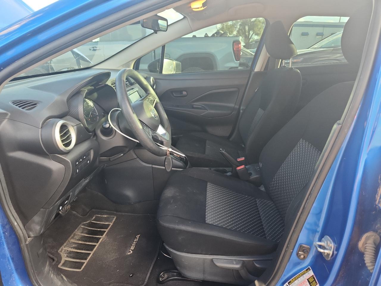 NISSAN VERSA S