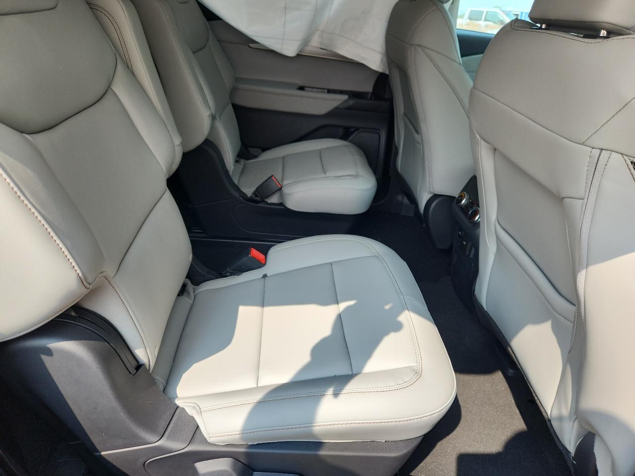 FORD EXPLORER ACTIVE