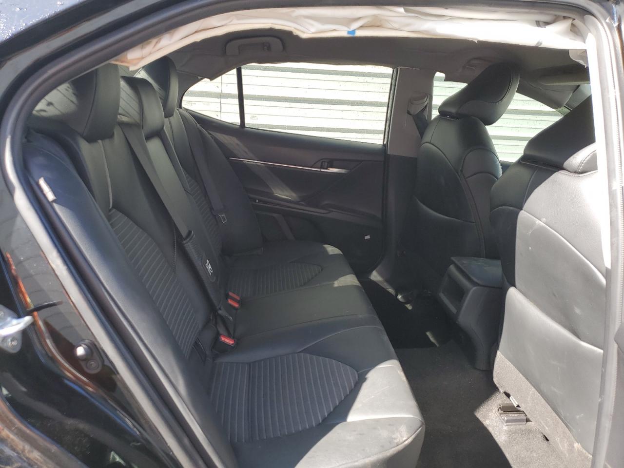 TOYOTA CAMRY SE NIGHT SHADE