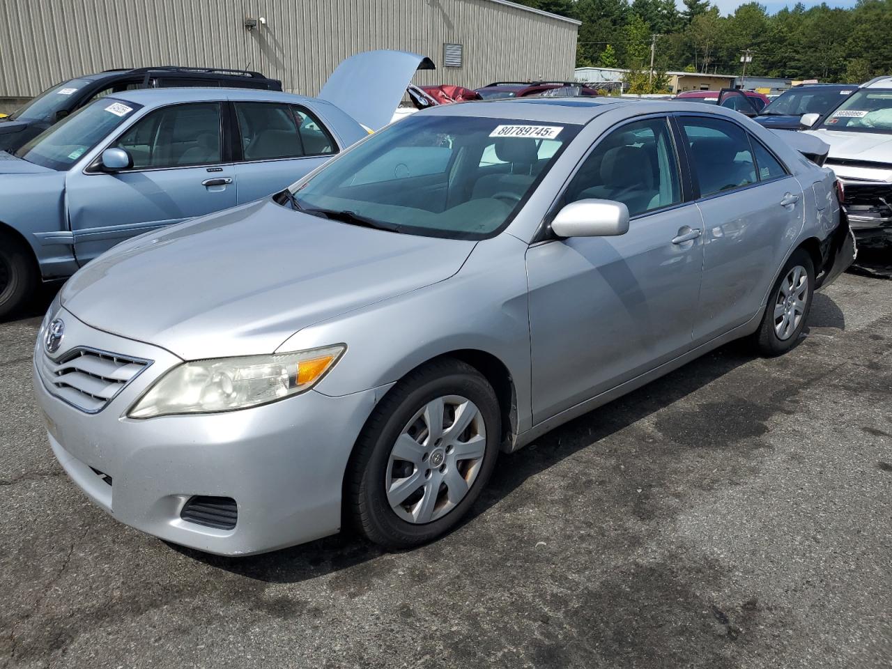 TOYOTA CAMRY BASE