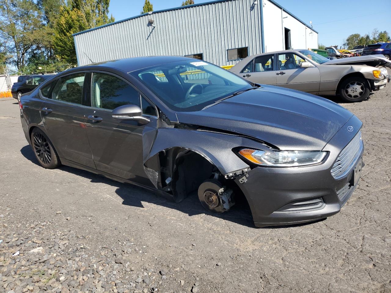 FORD FUSION SE