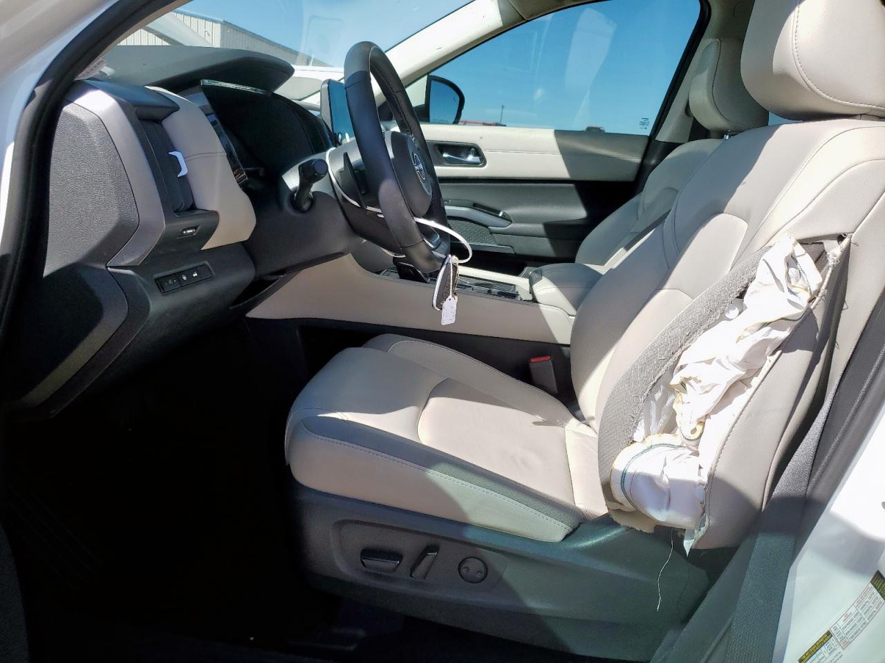 NISSAN PATHFINDER SL