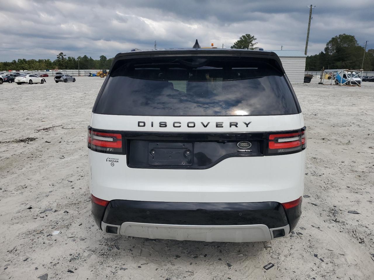 LAND ROVER DISCOVERY HSE LUXURY