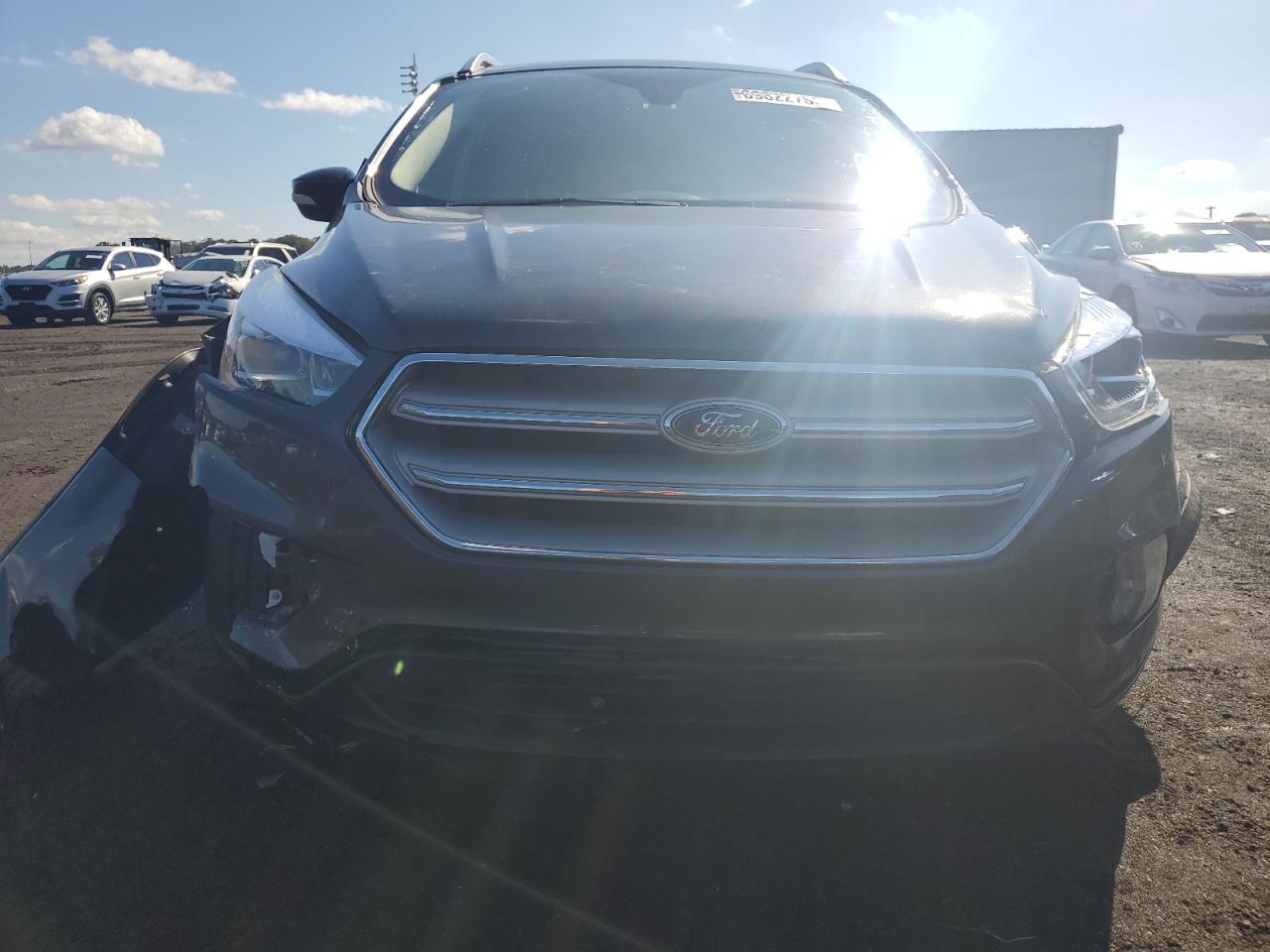 FORD ESCAPE TITANIUM