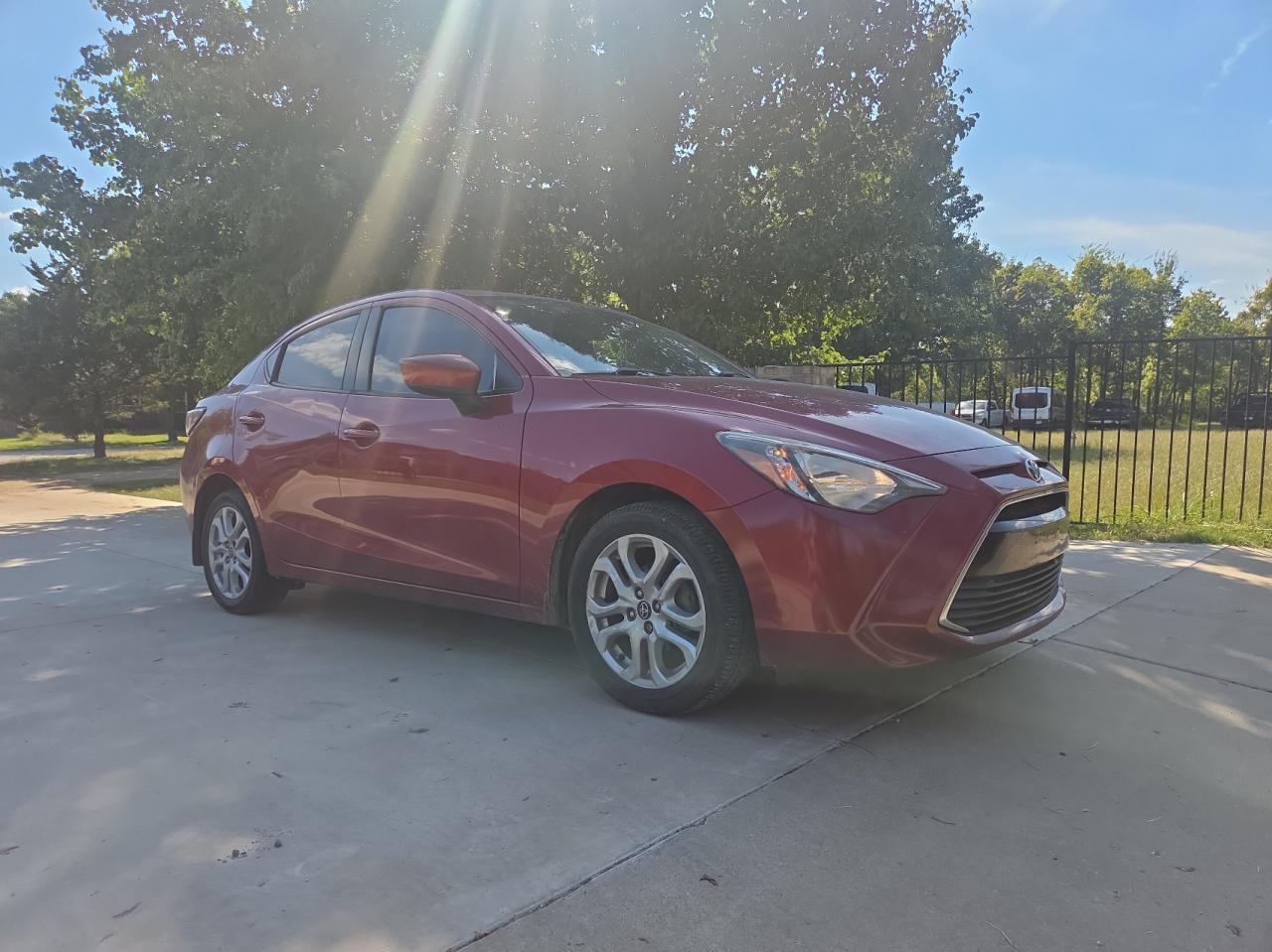 TOYOTA YARIS IA